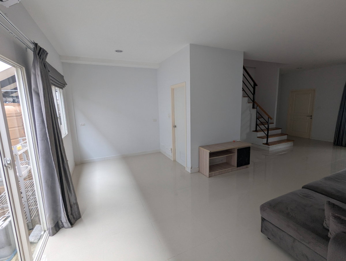 รูป ทาวน์โฮม 2 ชั้น หมู่บ้านแกรนด์วิลล์ ปทุมธานี-สายใน - รูปที่ 14/15