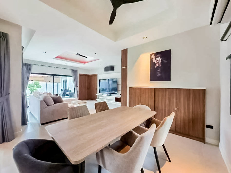 รูป Luxury Pool Villa for Sale Huay Yai East Pattaya - รูปที่ 5/22