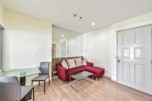 Life@Sathorn 10 near BTS Saint Louis Location Near Employment, Surrounded by Lifestyles
