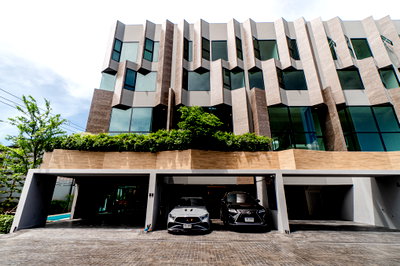 บ้านเดี่ยว วิทยาลัยพณิชยการบางนา : The Park Lane 15 Sukhumvit–Bearing 3 bedrooms, for sale