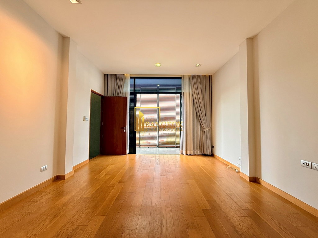 รูป Very Spacious 4 Bedroom Pool Villas Luxury House For Sale - BR28126SH - รูปที่ 36/62