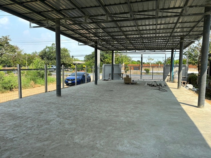 รูป ให้เช่า พื้นที่ ติดถนนประกอบกิจการ มีบ้านพัก ทำโกดัง โรงงาน อ็อฟฟิศ พักอาศัย อู๋ซ่อมรถ โรงงาน ติดถนนคลองเก้า เขตหนองจอก กรุงเทพ สอบถามโทร 0637577375 - รูปที่ 3/11