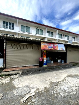 Shophouses for sale Ao Luk Krabi : FOR SALE  COMMERCIAL BUILDING PROPERTY  6030000 BAHT.