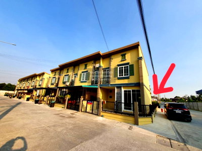 Townhouses for sale Muang Nonthaburi Nonthaburi : For Sale Townhouse/Townhome  , Golden Town Rattanathibet-Saima Station , corner unit , Sai Ma , Mueang Nonthaburi , Nonthaburi , CX-160913 ✅ Live chat with us ADD LINE @connexproperty ✅