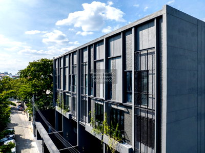 Townhouses for rent MRT Ratchada  : For Rent Townhouse/Townhome  , L Scape Ratchada 20 , MRT-Ratchadaphisek , Sam Saen Nok , Huai Khwang , Bangkok , CX-159633 ✅ Live chat with us ADD LINE @connexproperty ✅