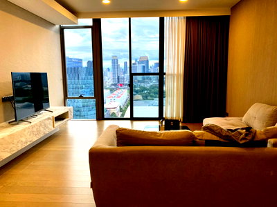 คอนโดให้เช่า : ✨ RENT | Siamese Exclusive Queens - Floor 24 (75 sqm) Corner Unit with Stunning Benjakitti Park View 60,000 thb