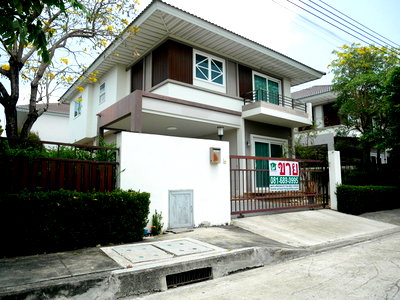 Houses for sale Sivaree Noi Road : For Sale: 2-Storey Detached House at Supalai Pride Bangna–Lat Krabang