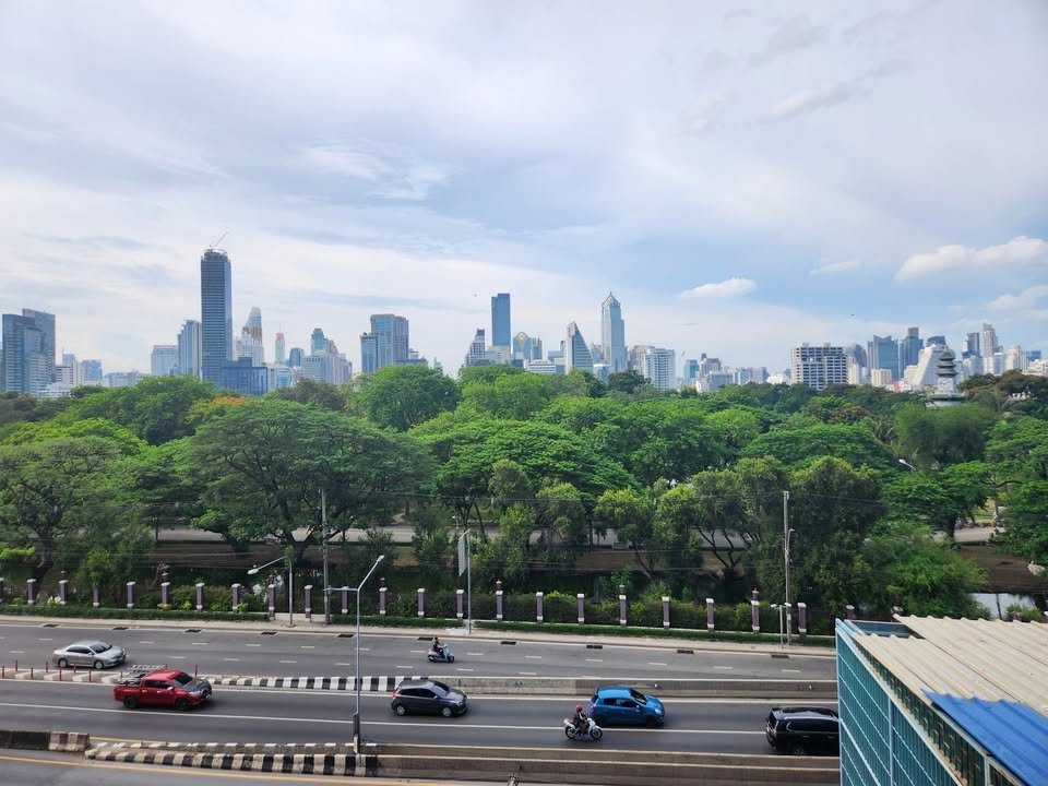 รูป HR3536ให้เช่าอาคารพาณิชย์ทำเลทอง CBD แยกวิทยุ-พระราม 4 (ติดถนนใหญ่-หลังมุม) สเปซสวย 2 ชั้น 200 ตร.ม. ตรงข้ามสวนลุมพินี ใกล้ One Bangkok - รูปที่ 3/17