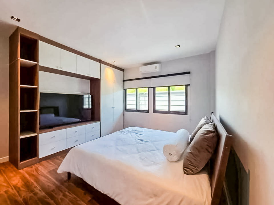 รูป Luxury Pool Villa for Sale Huay Yai East Pattaya - รูปที่ 12/22