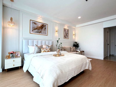 Condos for sale : S1339 🏙️✨ Condo for sale: City Living Ratchada. Beautifully renovated unit, near MRT Huai Khwang. ✨🏙️ Only 2.49 million baht.
