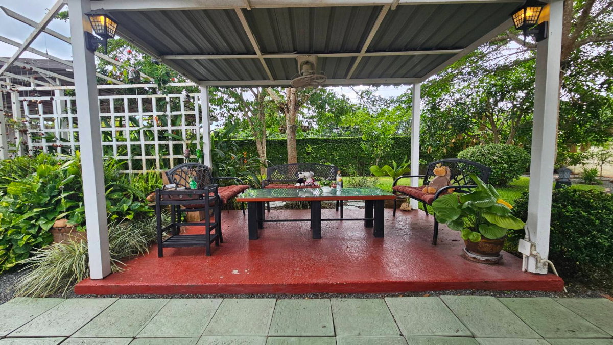 รูป บ้านเดี่ยวชั้นเดียว บ้านสวนพื้นที่กว้าง เงียบสงบ เป็นธรรมชาติ #ดอยสะเก็ด ราคาเพียง 35,000 บาท/เดือน #ADK-H0452 - รูปที่ 14/26