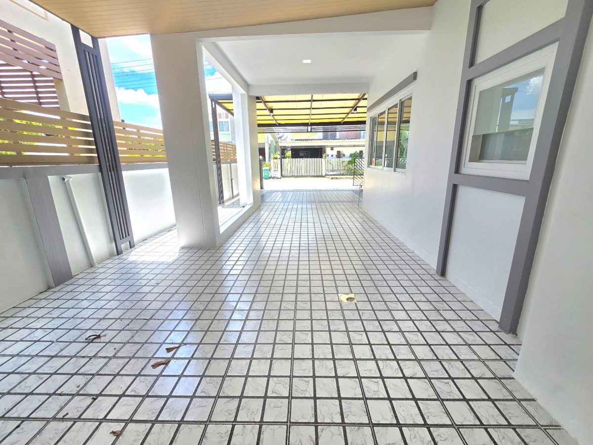 รูป บ้านรีโนเวทใหม่ พร้อมอยู่ ราคาสุดคุ้ม สไตล์โมเดิร์น ทันสมัย ตกแต่งใหม่ทั้งหมด หมู่บ้าน ฟลอร่าวิลล์ เฟส17 ซ.4 สุวินทวงศ์38 ลำผักชี หนองจอก - รูปที่ 5/36