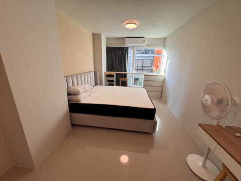 Condo for rent Park village On Nut Tel.0999983897