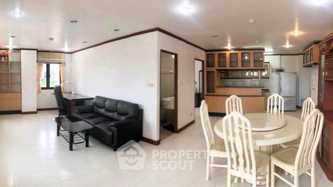 2-BR Condo at Aree Place Sukhumvit 26 near BTS Phrom Phong (ID 3027868)