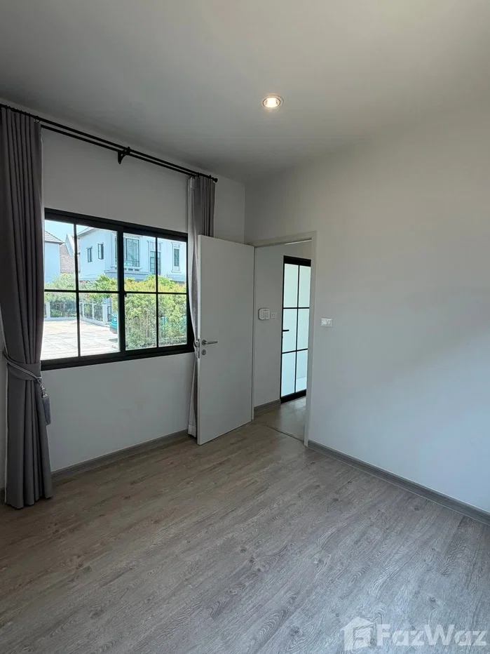 รูป ขาย บ้านเดี่ยว 4 ห้องนอน ในโครงการ สราญสิริ รามคำแหง 6491540 - รูปที่ 12/14