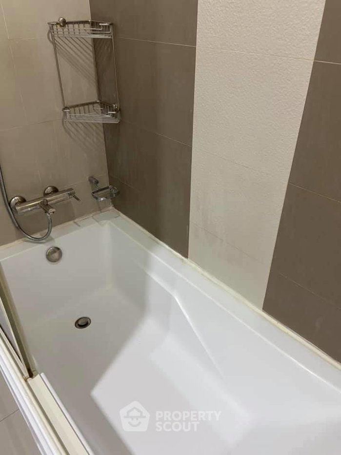 picture 1-BR Condo For Rent, 11th Floor, Lumpini Suite Pinklao Near MRT Bang Yi Khan (ID 465798) - 7/9