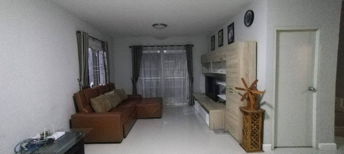 รูป บ้านให้เช่า ในหมู่บ้าน กาญจน์กนกวิลล์ 10 สันผักหวาน หางดง-เชียงใหม่ พร้อมเข้าอยู่ ใกล้บิ๊กซีเหียะ (R1265) T.0946511456 - รูปที่ 4/10