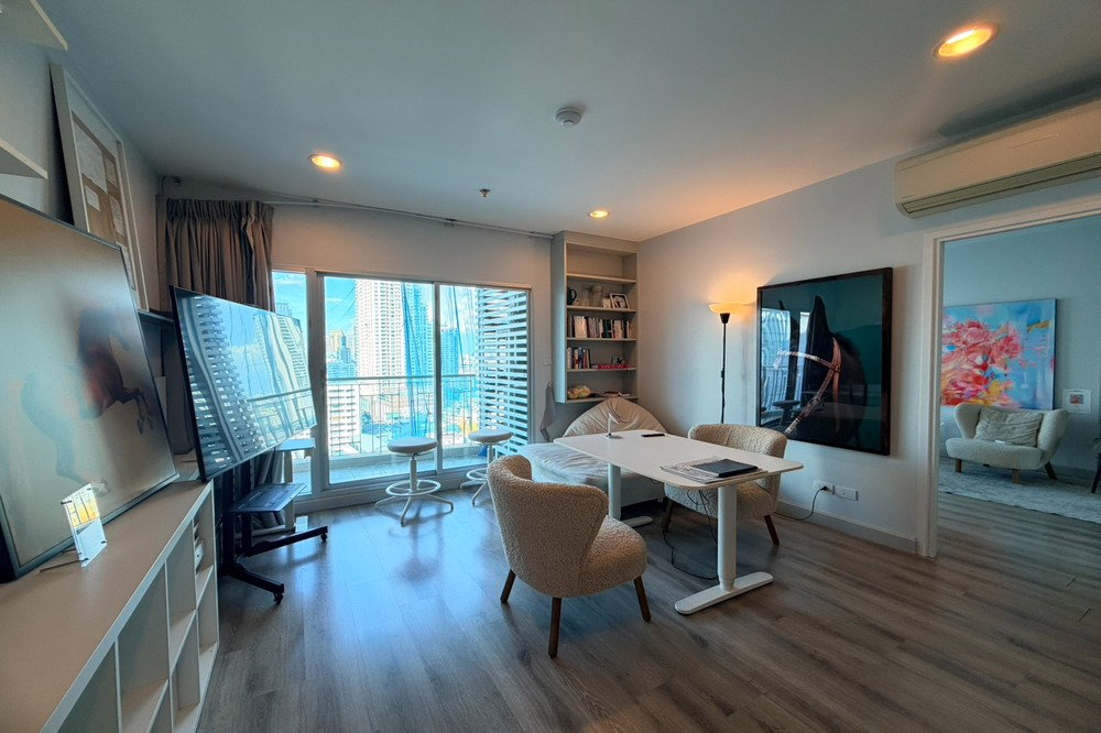 รูป ขายพร้อมผู้เช่า !! Centric Sathorn - St.Louis, 2 นอน, 2 น้ำ, ชั้นสูง 17++, ห้องอยู่ทางทิศตะวันออก !! Code C20260600027 แต่งครบ, ราคาพิเศษ!!📣📣 - รูปที่ 1/14