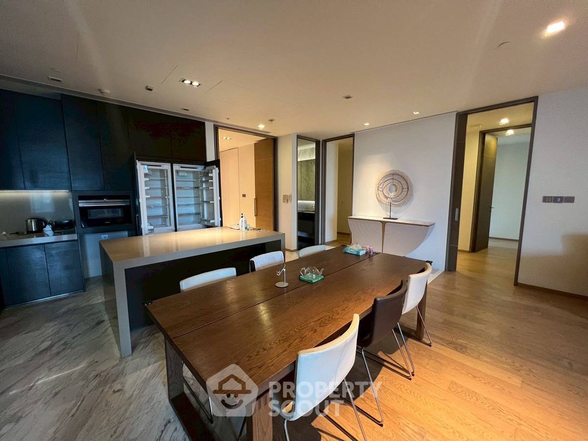 picture 4-BR Condo at Saladaeng One near MRT Si Lom (ID 3025703) - 3/32