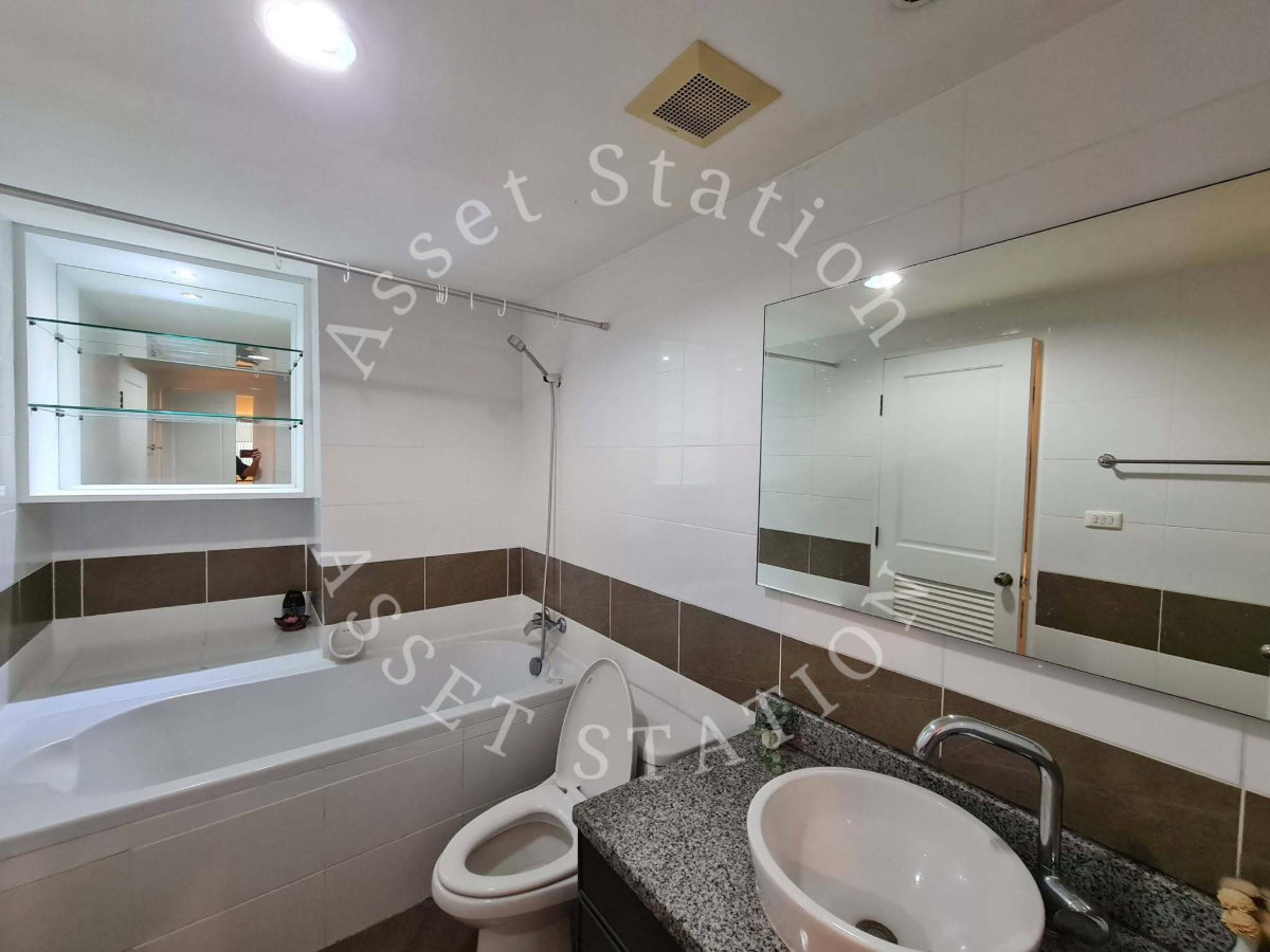 picture ð Serene Place Sukhumvit 24. Beautiful, ready-to-move-in unit. ðLocated in the CBD, near BTS Phrom Phong.ð - 13/14