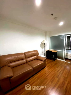 Condos for rent : 1-BR Condo For Rent, 11th Floor, Lumpini Suite Pinklao Near MRT Bang Yi Khan (ID 465798)