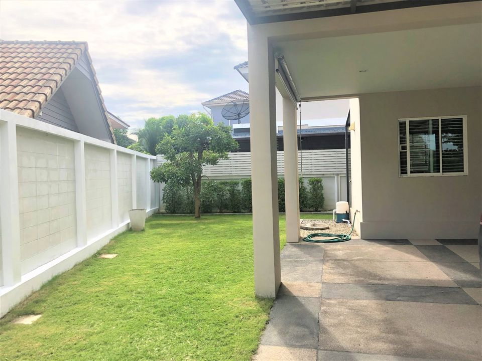 picture Two-story detached house for rent with 3 bedrooms and 3 bathrooms. - 17/20