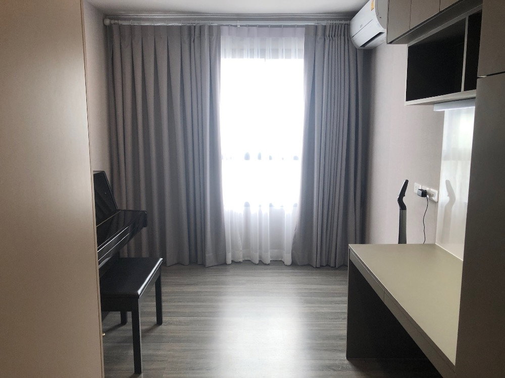 รูป Ideo Chula Samyan【𝐒𝐄𝐋𝐋】🔥ห้องนอน สไตล์โมเดิร์น-มินิมอล พื้นที่เยอะ ส่วนกลางครบครัน ใกล้ MRT สามย่าน 🔥 ติดต่อไลน์ไอดี: @hacondo - รูปที่ 7/10