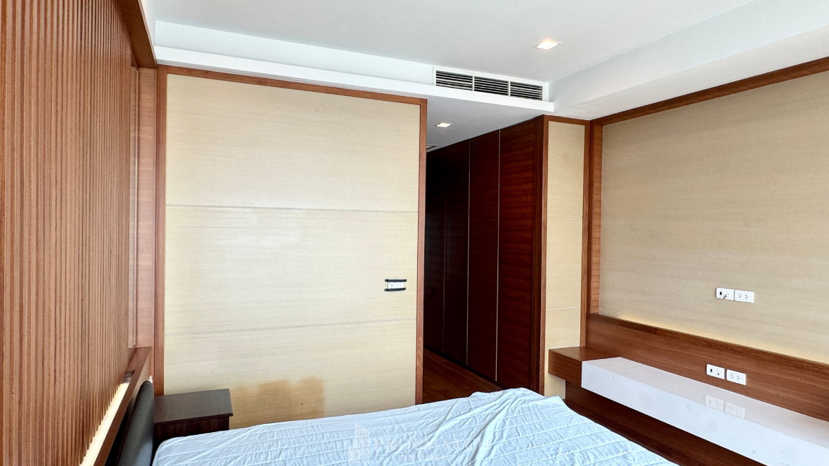 รูป PM038387 ✨Flash Deal ✨ The River Condominium (2Bed 3Bath 120 SQM.) พร้อมอยู่ ! เพียง 85,000 บาทต่อเดือน Tel.0981315848 @propmatch - รูปที่ 13/23