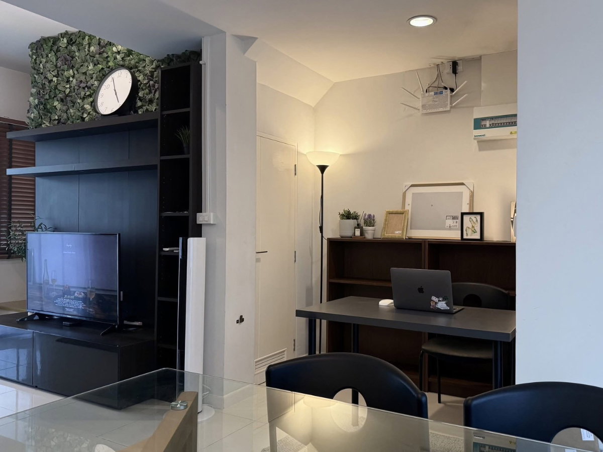 รูป (108) 🏡 ให้เช่า ทาวน์โฮมพร้อมอยู่ หลังเมกาบางนา 🏡 📍 หมู่บ้าน Indy 3 บางนา กม.7 🚗 เพียง 2 นาที ถึง Mega Bangna - รูปที่ 3/14