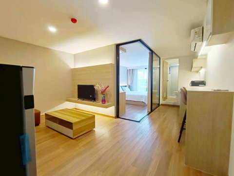 For Rent : Level Condo Huachiew University Bangna