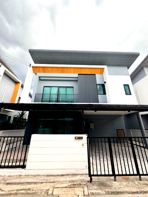 Houses for rent Pathumthani : For Rent: Detached House at Chewarom Rangsit–Don Mueang  Newly renovated, move-in ready. Fully furnished upon request.  4 Bedrooms 3 Bathrooms