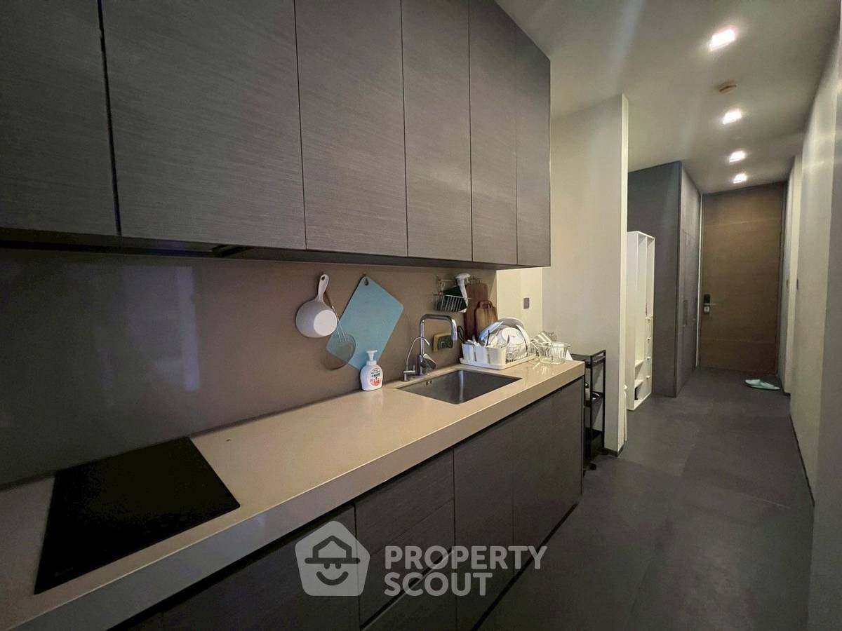 picture 4-BR Condo at Saladaeng One near MRT Si Lom (ID 3025703) - 30/32
