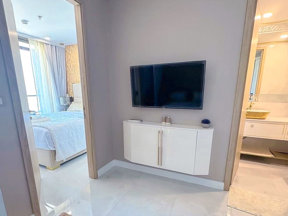 รูป Copacabana Beach Jomtien Condo for Sale High Floor Sea View - รูปที่ 2/6