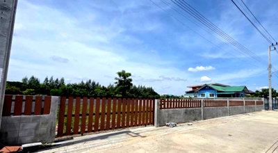 Land for sale Sai Noi Nonthaburi : land fo sale at Sai Noi Nonthaburi