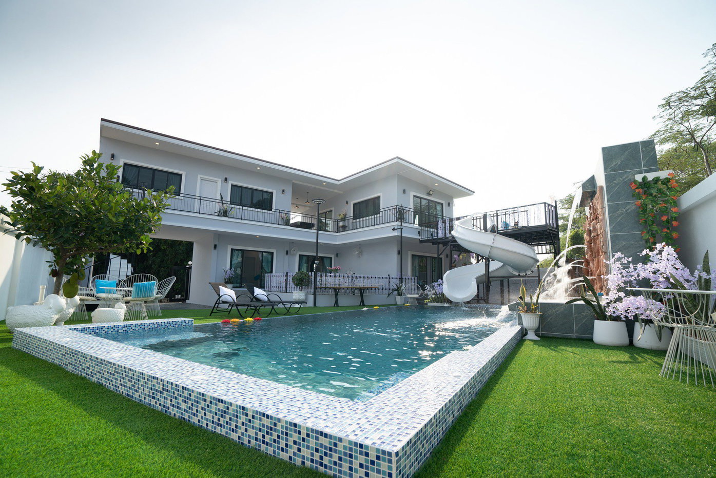 รูป 6 Bedrooms Pool Villa for Sale in Huay Yai - รูปที่ 2/21