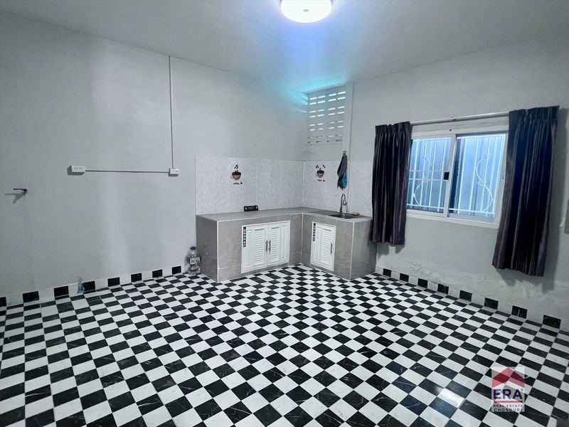 รูป ​บ้านเดี่ยว 58 ตร.ว.พร้อมห้องเช่า ทำเลพัทยากลาง ลงทุนก็คุ้ม อยู่เองก็สบาย เพียง 3 ล้านบาท - รูปที่ 11/16