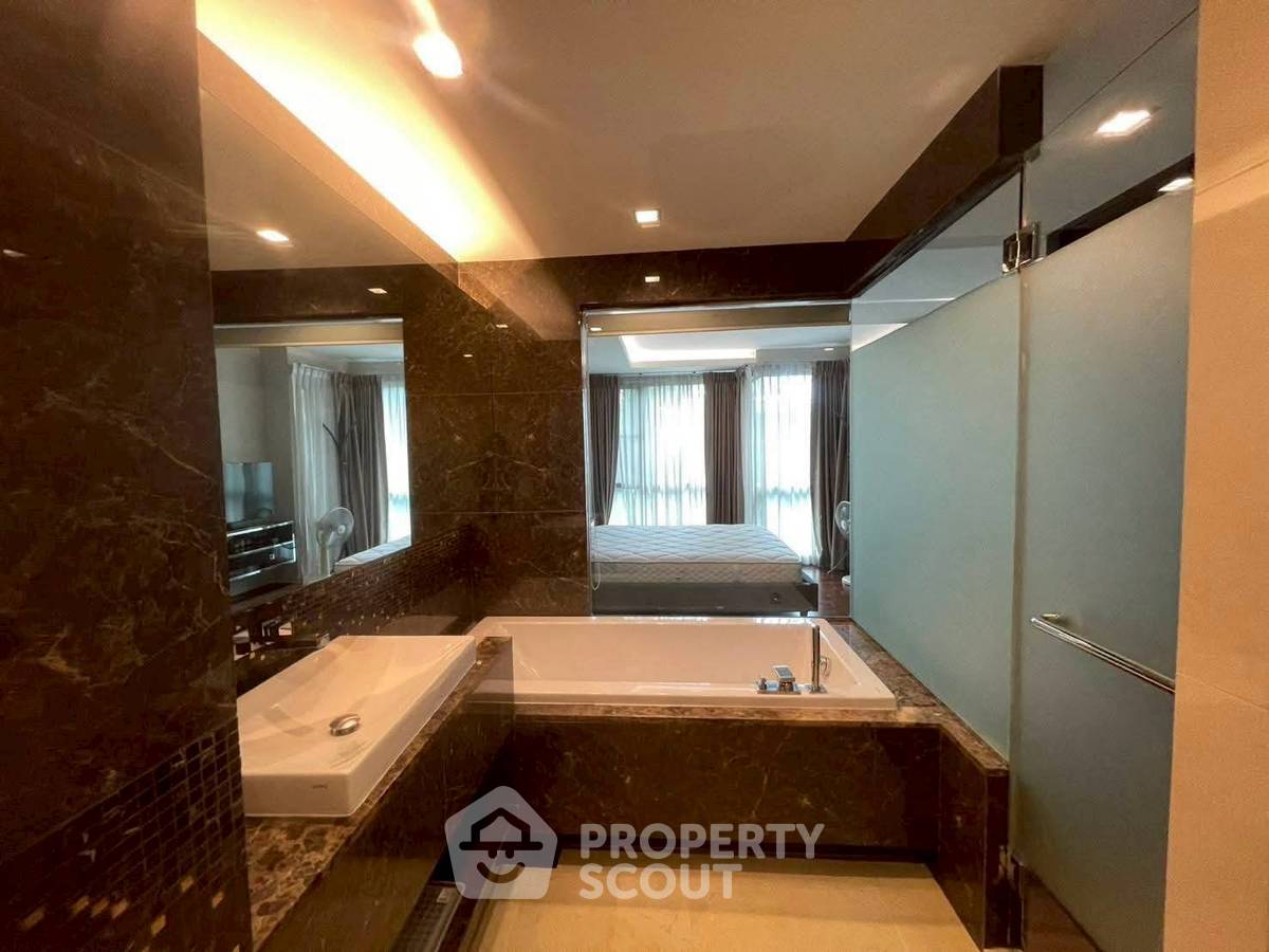 รูป คอนโด 1-ห้องนอน ที่ ดิ แอดเดรส สุขุมวิท 61 ใกล้ BTS เอกมัย (ID 3023905) - รูปที่ 10/13