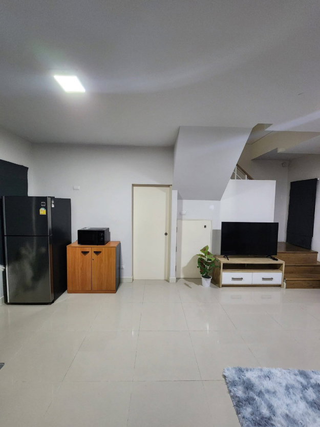 รูป 🏡🔥 ให้เช่า ทาวน์โฮม 3 ชั้น แบรนด์ AP บ้านกลางเมือง พหลโยธิน–รามอินทรา (เทพรักษ์) 3 ห้องนอน 3 ห้องน้ำ พร้อมเข้าอยู่ 🔥🏡 💢 เลี้ยงสัตว์ได้ - รูปที่ 5/18