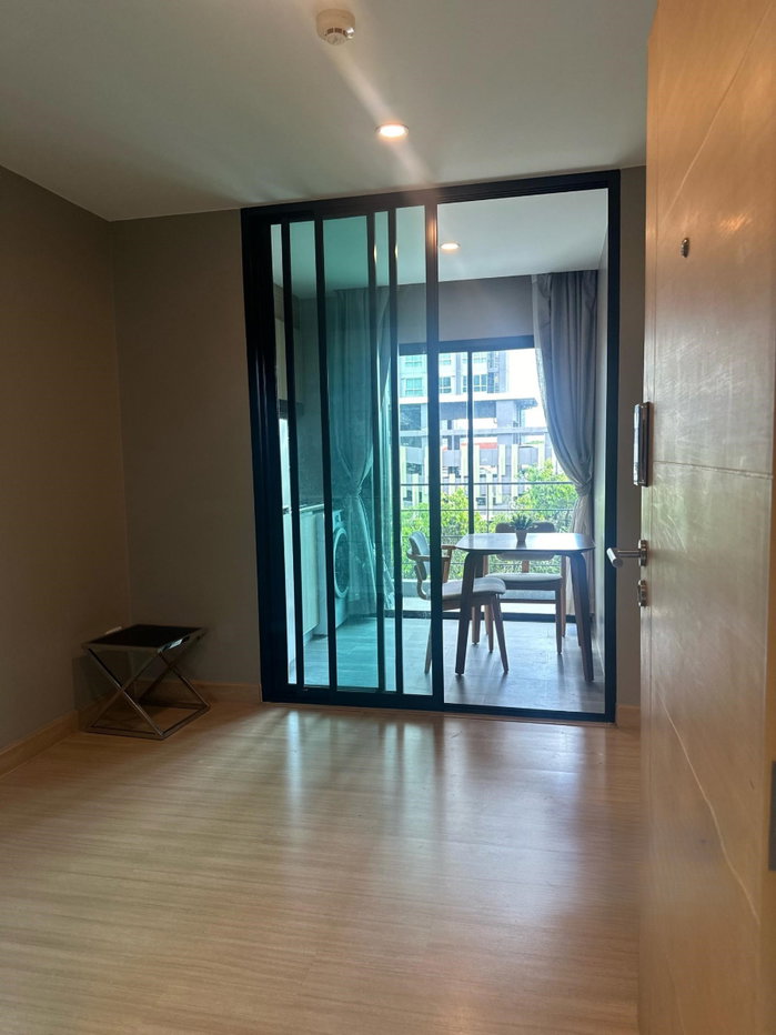 picture 🔥 The Teak Phattanakarn - Thonglor, only 13,000 THB ✨ 1 bedroom, 32 sq.m., 5th floor, ready to move in. - 7/11