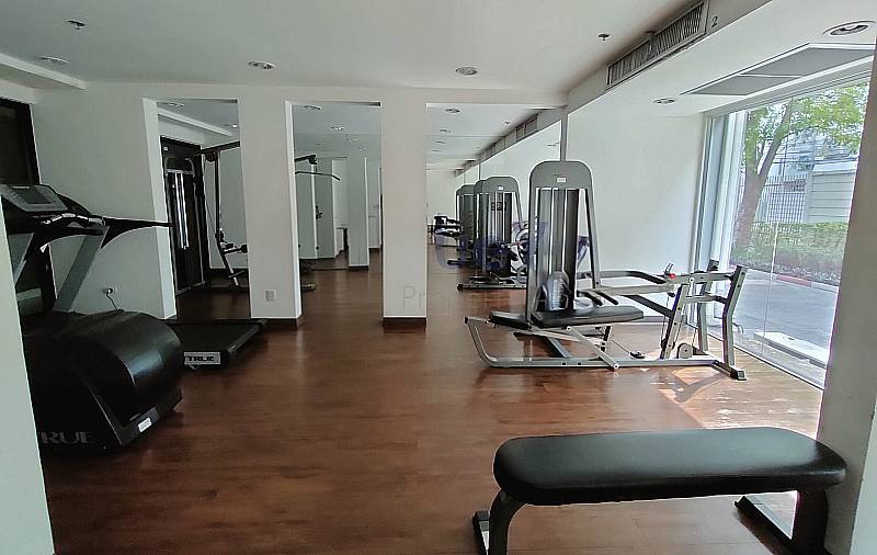 รูป ให้เช่า 2 ห้องนอน คอนโดเอสเปซ อโศก-รัชดา 2 ห้องนอน + 2 ห้องน้ำ ตึก XYZ / เฟอร์นิเจอร์ + เครื่องใช้ไฟฟ้าครบชุด / ใกล้ MRT พระราม 9 / ค่าเช่า 18,000 บาท - รูปที่ 32/37