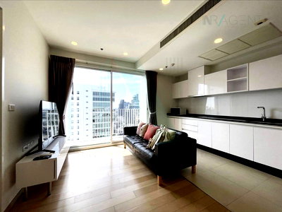 Condos for sale : 🚩 For Sell Condo HQ THONGLOR Building 1, Floor 28,1 bed room, Room size 43 sqm