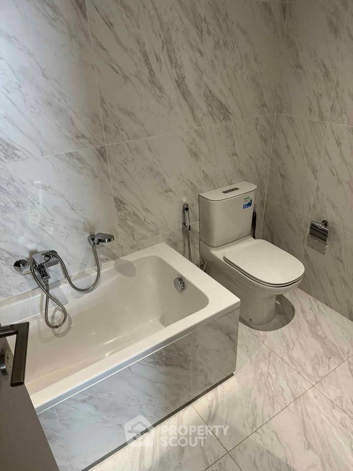 picture 2-BR Condo at Fynn Asoke near BTS Asok (ID 3028031) - 6/12