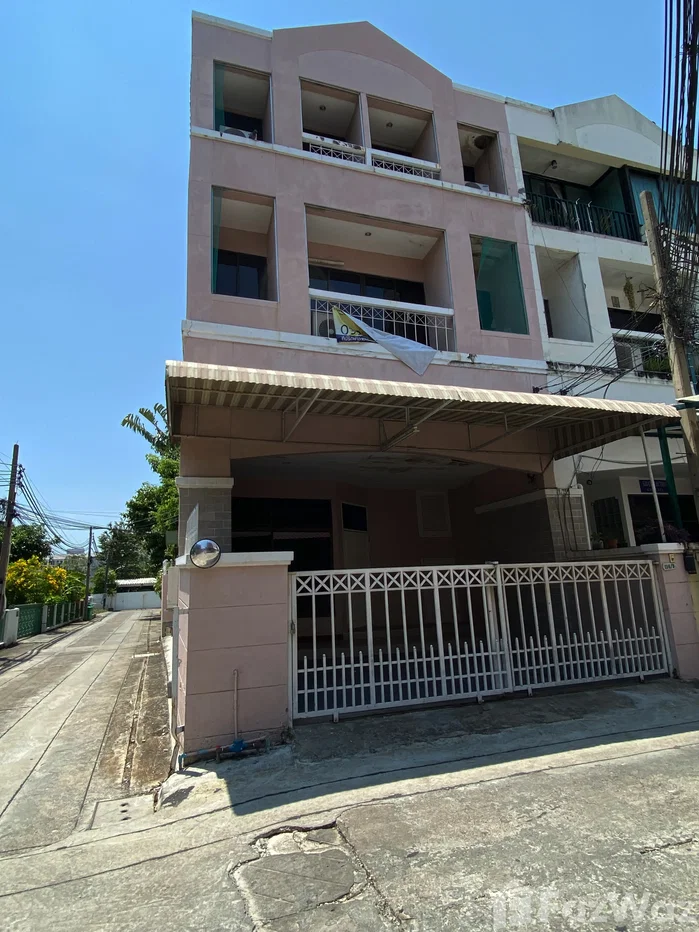 รูป ขาย ทาวน์เฮ้าส์ 4 ห้องนอน ใน พระโขนง, กรุงเทพมหานคร 6481897 - รูปที่ 2/36