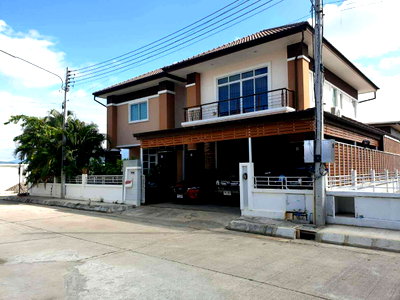 บ้านเดี่ยว เชียงใหม่ : ขาย บ้านหลังใหญ่พลูวิลล่า 4 ห้องนอน ในหมู่บ้านกุลพันธ์วิลล์ 9 ใกล้โรงเรียนนานาชาติหลายแห่ง (H493) T.0946511456