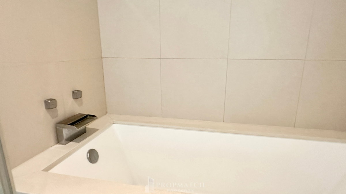รูป PM038387 ✨Flash Deal ✨ The River Condominium (2Bed 3Bath 120 SQM.) พร้อมอยู่ ! เพียง 85,000 บาทต่อเดือน Tel.0981315848 @propmatch - รูปที่ 16/23