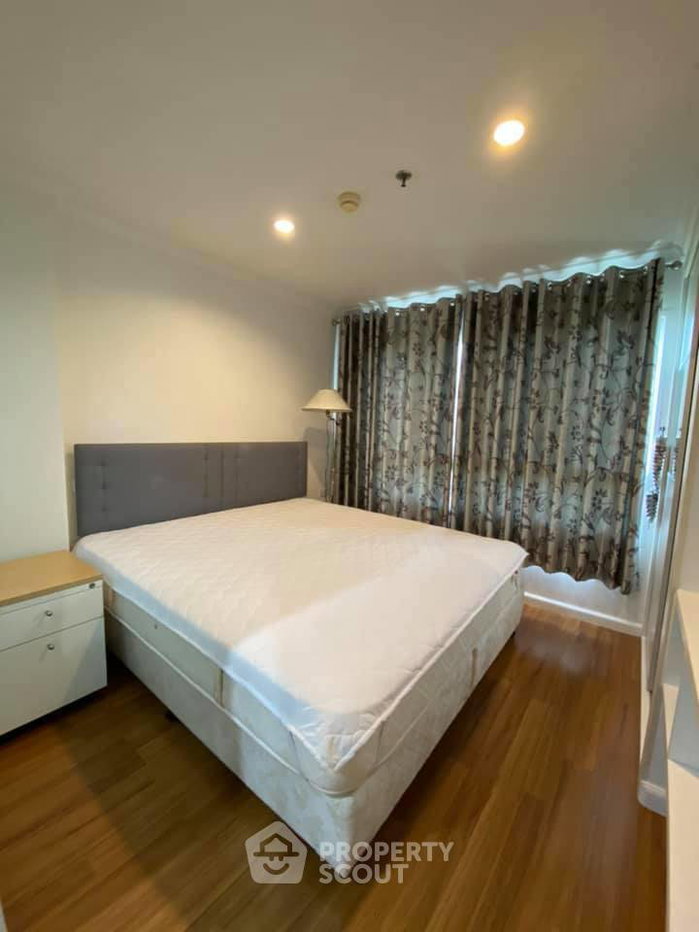 picture 1-BR Condo For Rent, 11th Floor, Lumpini Suite Pinklao Near MRT Bang Yi Khan (ID 465798) - 4/9