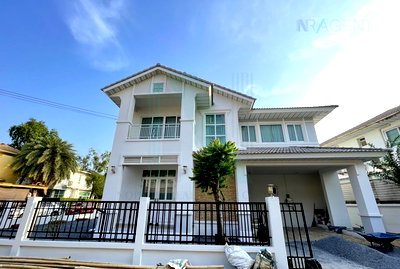 บ้านเดี่ยว ถนนกรุงเทพ-ชลบุรี มอเตอร์เวย์ : 📌 ขายบ้านเดี่ยว 2 ชั้น โครงการ เพอร์เฟค เพลส สุขุมวิท 77 – สุวรรณภูมิ 3 ห้องนอน 3 ห้องน้ำ