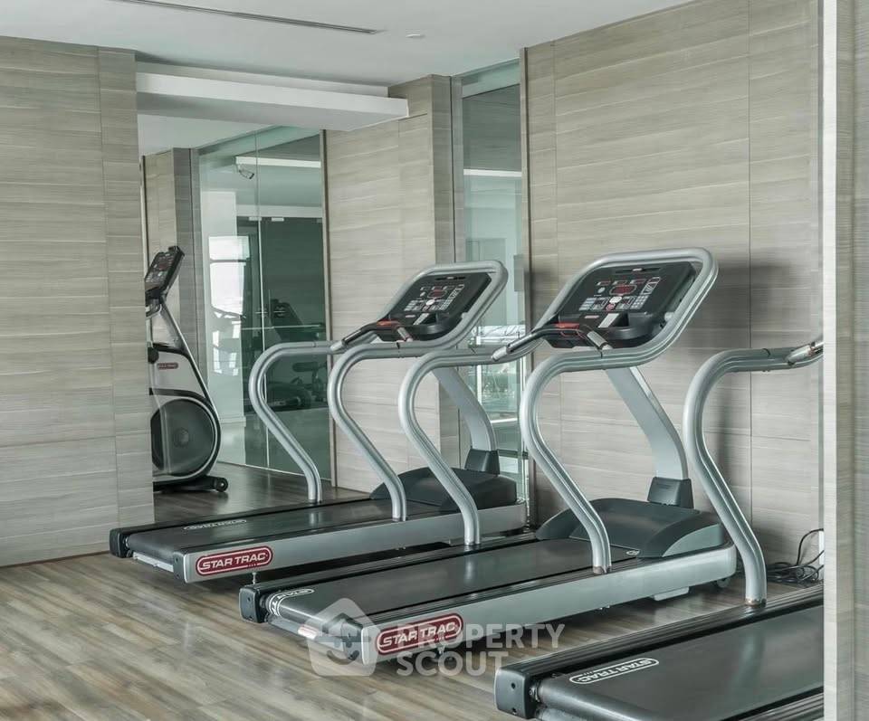 รูป คอนโด 2-ห้องนอน ที่ เดอะ รูม สาทร-ตากสิน ใกล้ BTS โพธิ์นิมิตร (ID 3026369) - รูปที่ 11/11