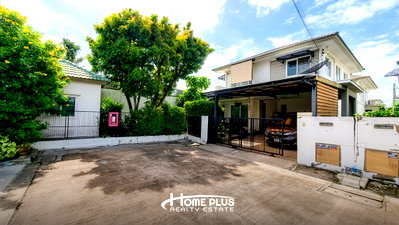 Houses for sale Nonthaburi : 2-storey detached house for sale, Chaiyapruek Village, Rattanathibet-Wongwaen, Bang Yai, Nonthaburi, Lang Rim house, ready to move in.