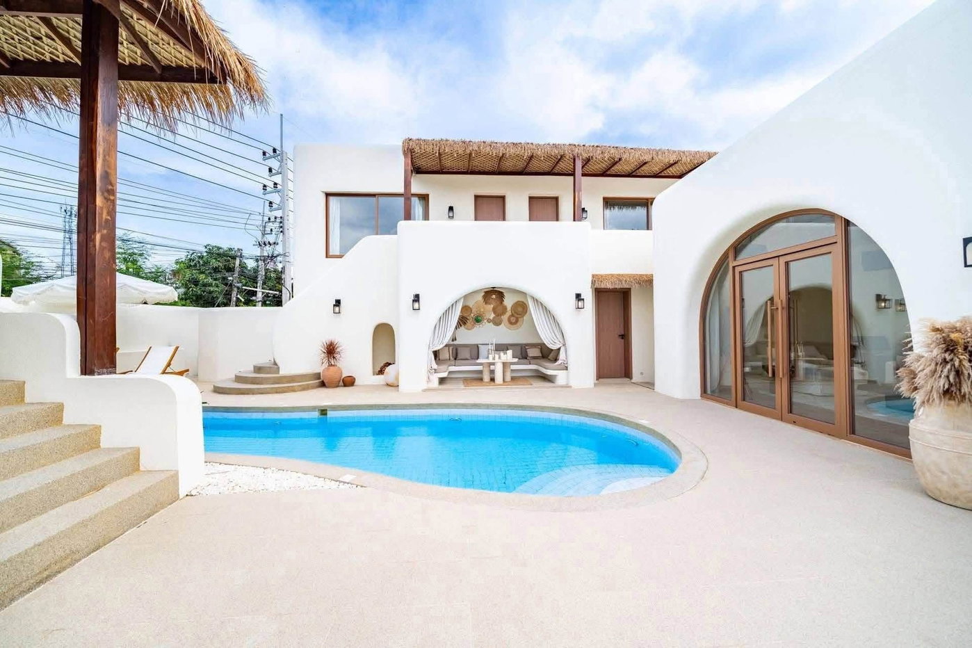 picture Modern Mediterranean Pool Villa for Sale Jomtien Pattaya - 3/16